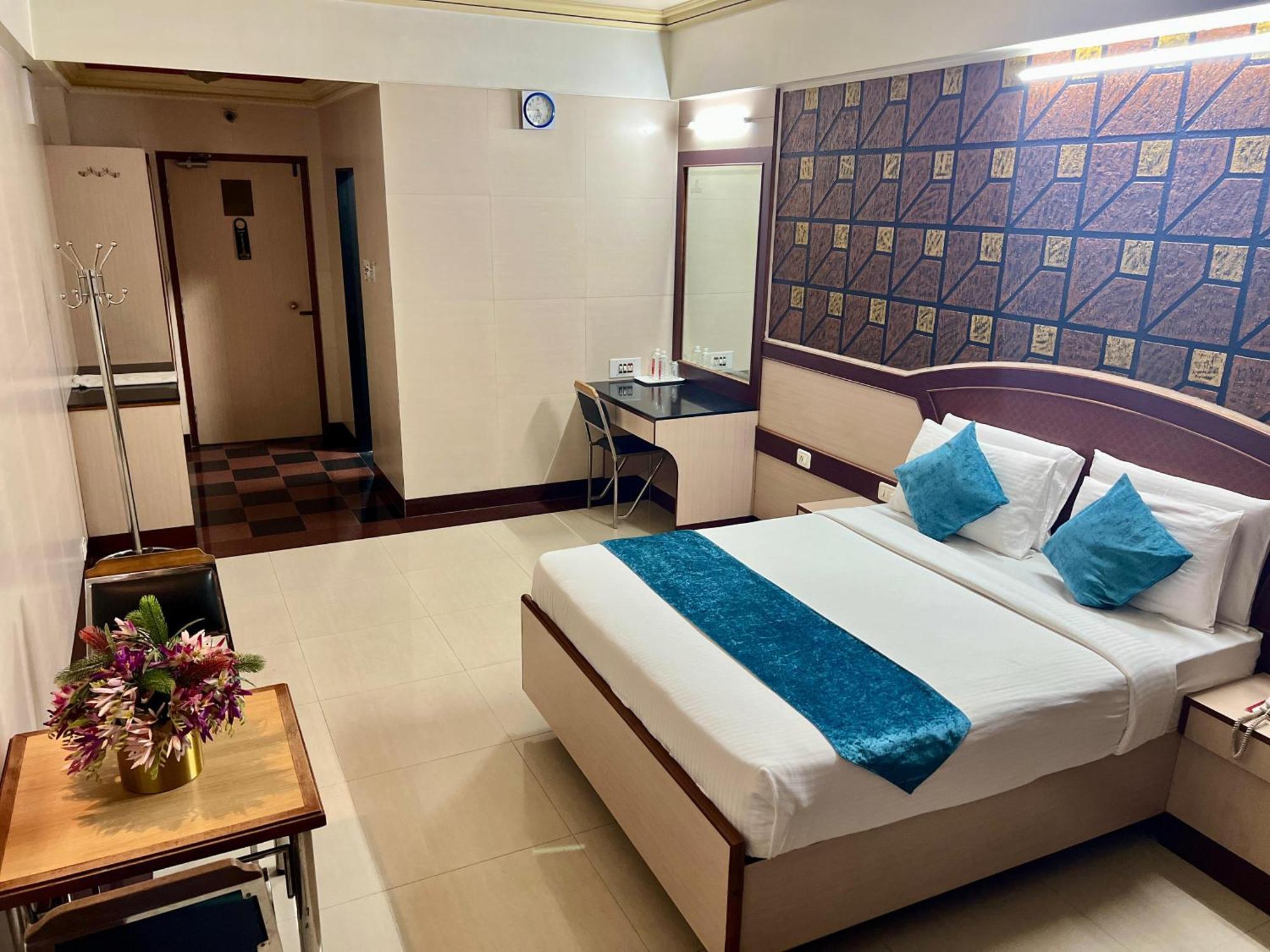 The Grand Krishna Rooms Bangalore Extérieur photo