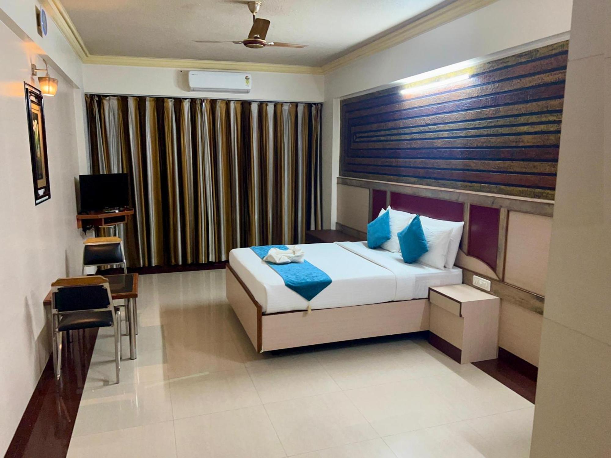 The Grand Krishna Rooms Bangalore Extérieur photo