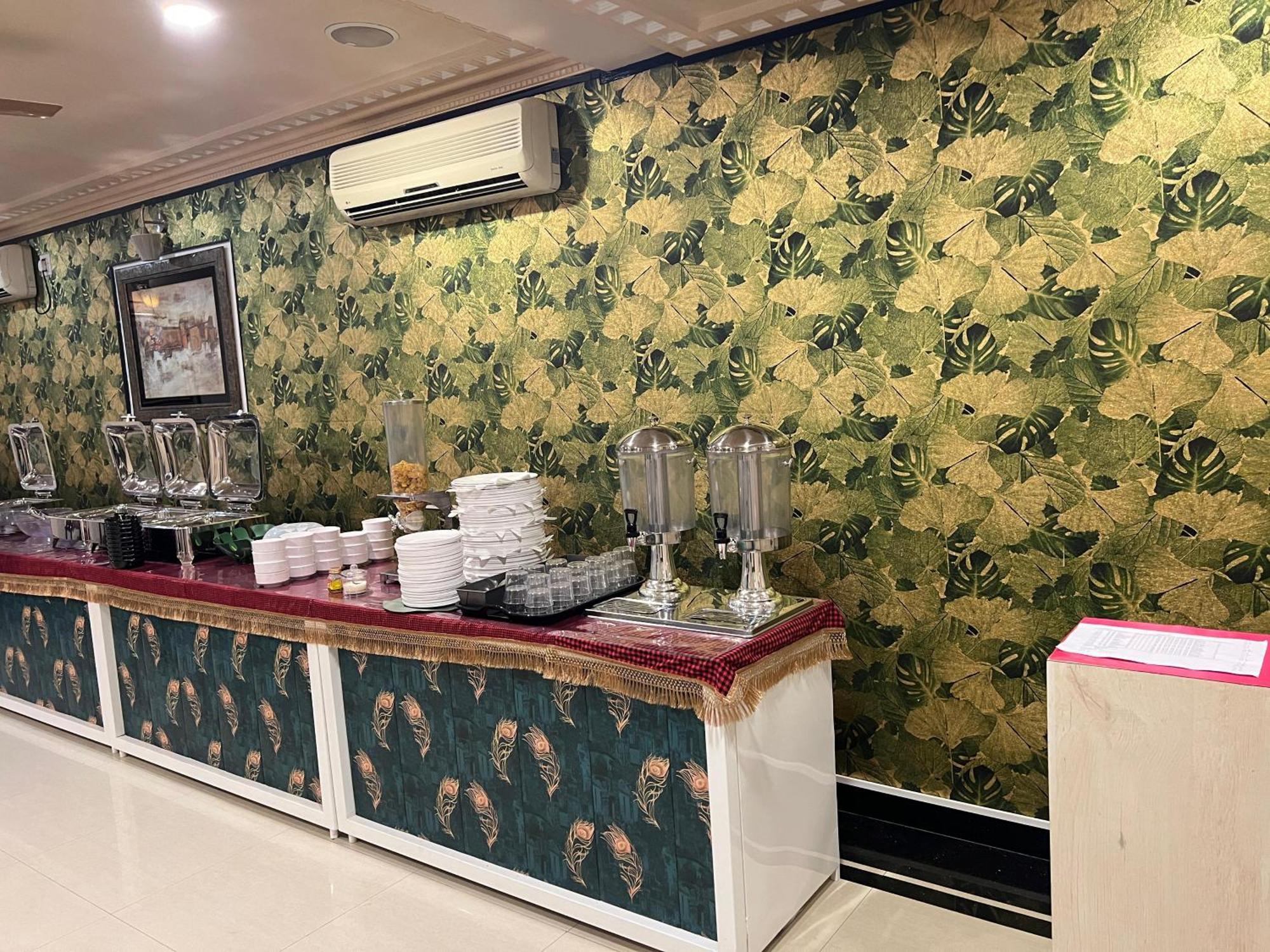 The Grand Krishna Rooms Bangalore Extérieur photo