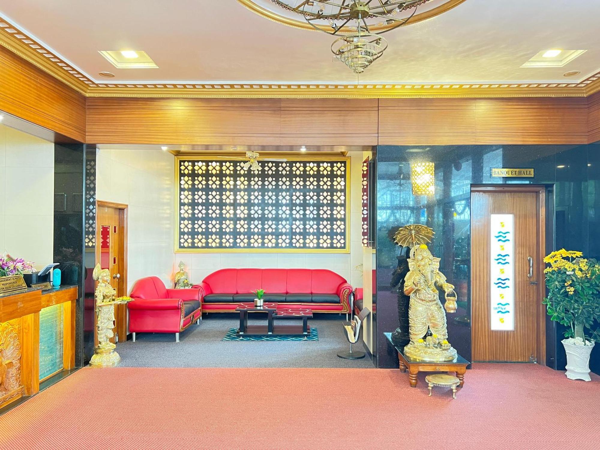 The Grand Krishna Rooms Bangalore Extérieur photo