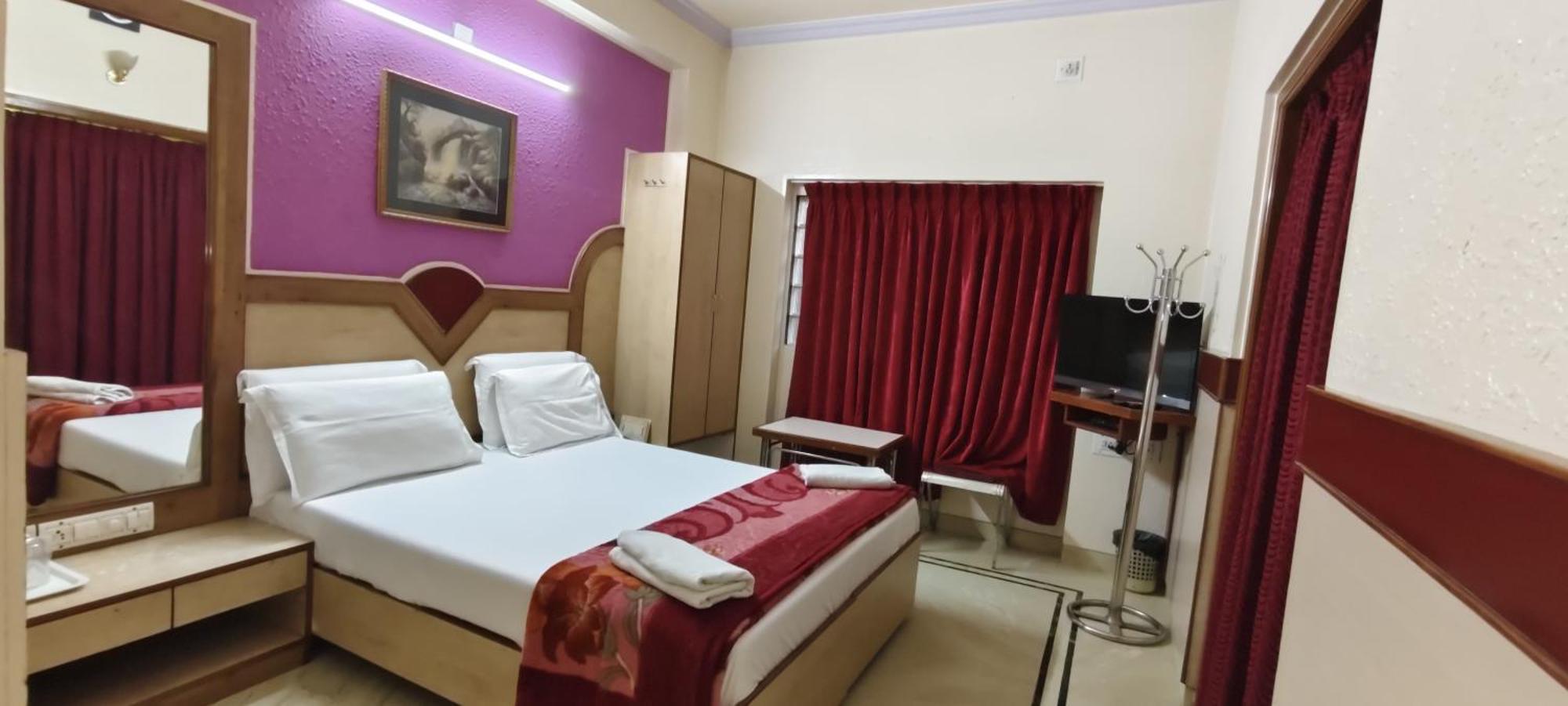 The Grand Krishna Rooms Bangalore Extérieur photo