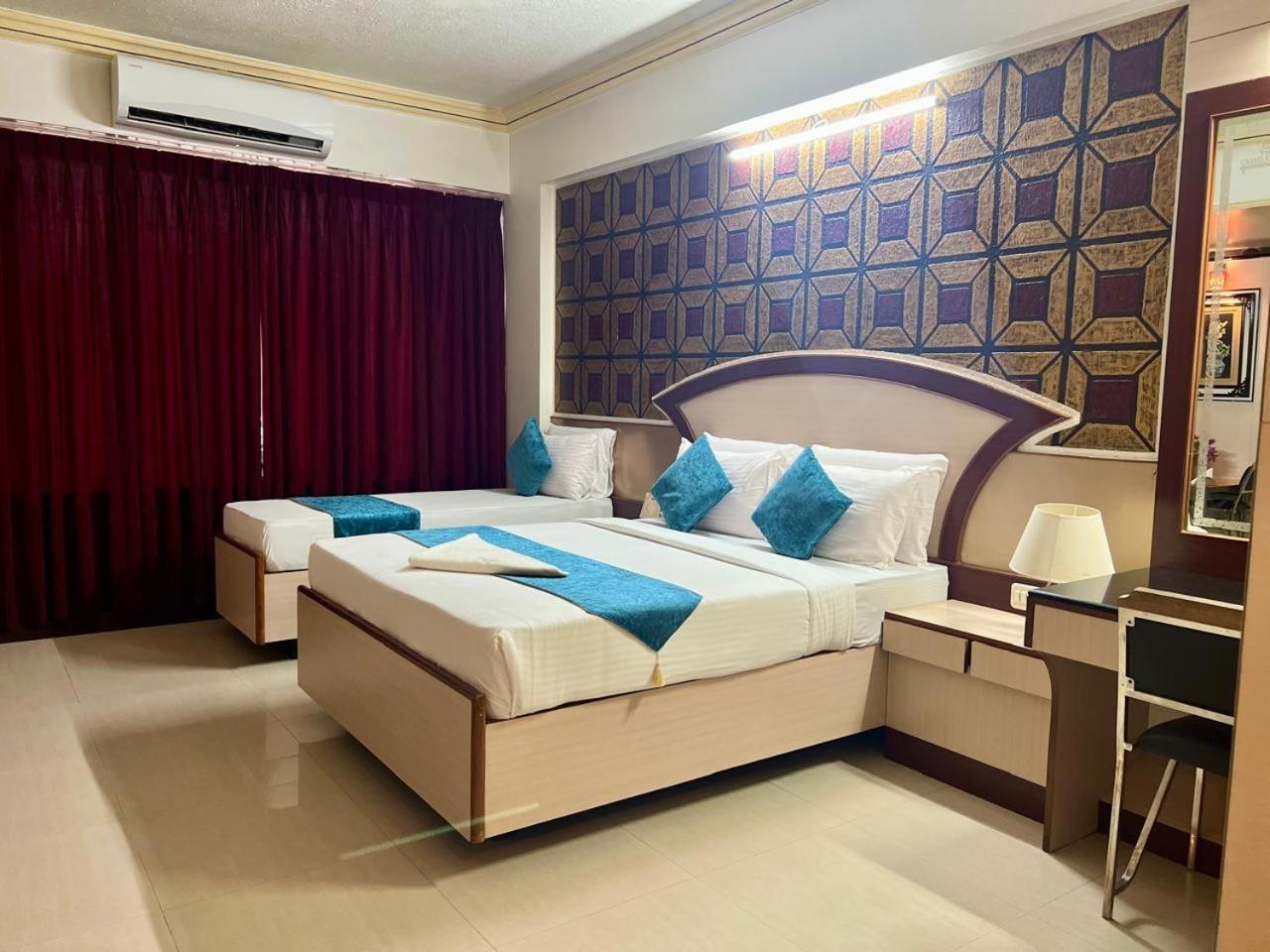 The Grand Krishna Rooms Bangalore Extérieur photo