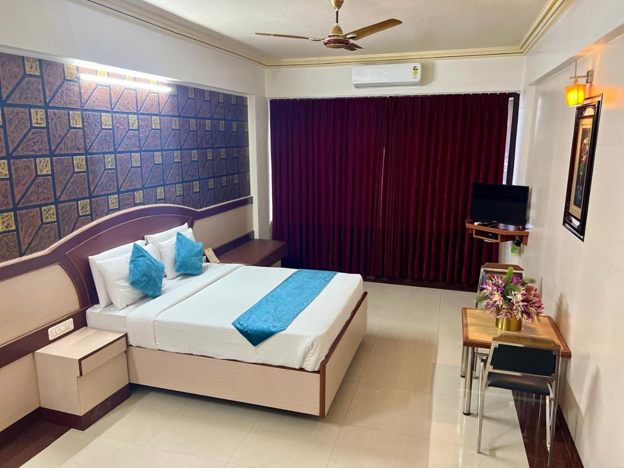 The Grand Krishna Rooms Bangalore Extérieur photo