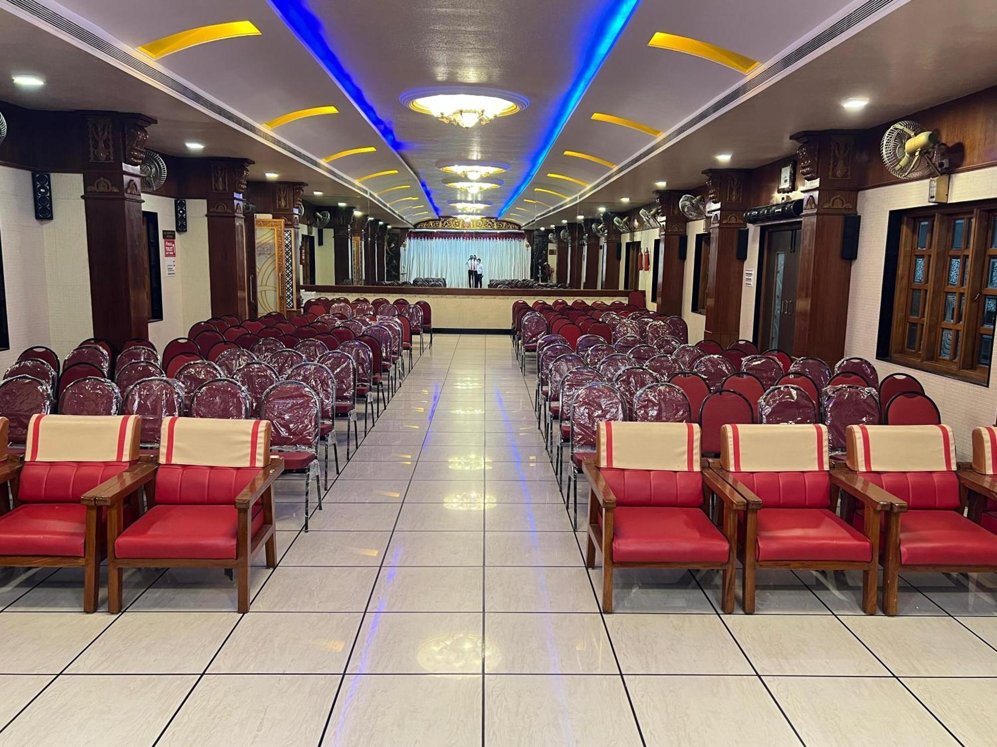The Grand Krishna Rooms Bangalore Extérieur photo