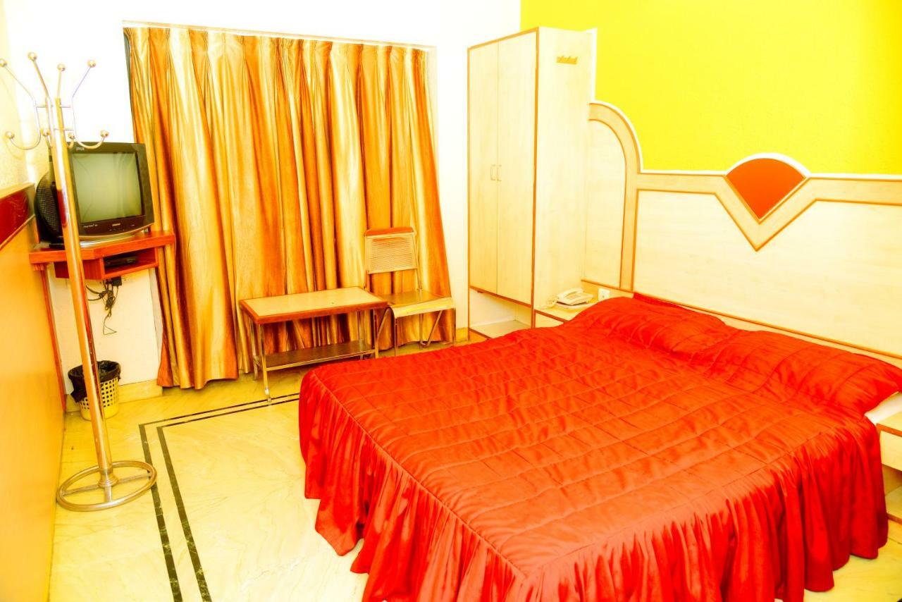 The Grand Krishna Rooms Bangalore Extérieur photo